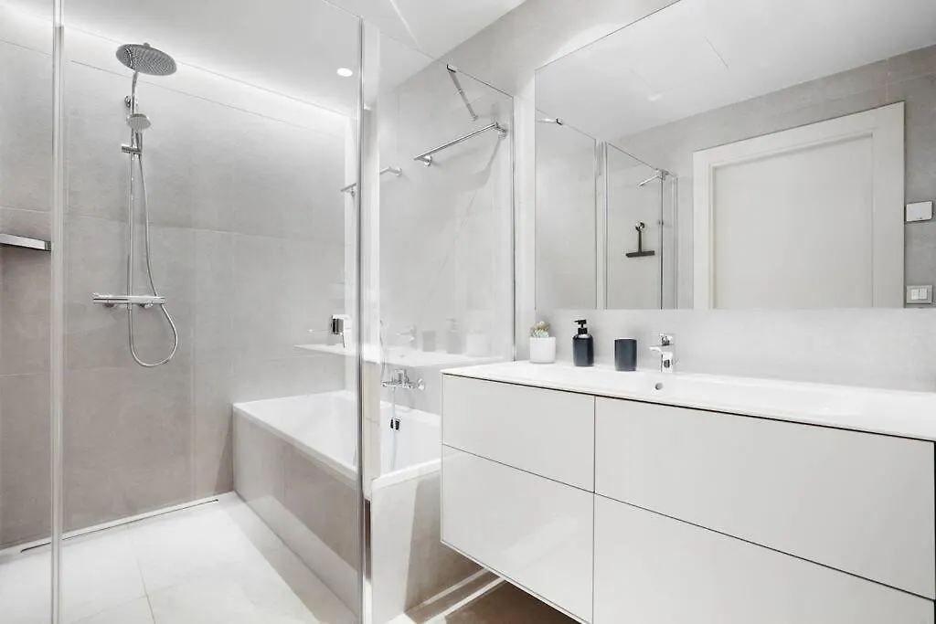Brand New Luxury 2Bd Velaya Beachfront Rdr442 エステポナ